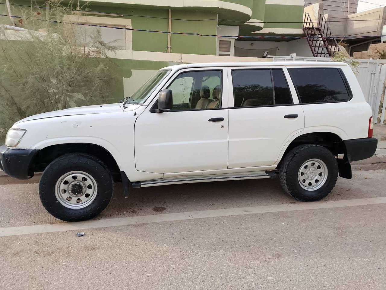 بەناوی خوا

نیسان پاترۆڵ 2002
علوج کەفیلی مەدەنی بەشەرت
حیزام نیە من بە حیزام ئەیفرۆشم
سەقفوو شانی وەک شوشە نەو نەتەوێ
ژێرو ئەکسلوو قایدەی لەویو شانسی بەشەرت
مەکینەو گێڕوو دەبڵ گێڕی بەشەرت
بێ مەسرەفەو زۆر بێ عەیبە
قرچێ پێشی هەیە و هیچی تر
تا بڵێی بە قوەتوو بە هەڵمەتە 
 
ڕەحمەتی خوات لێبێ ئەگەر بەس بۆ سعر تاقی کردنۆ چات ئەکەی یان جەرەس ئەکەی مەیکە ❤

***********
شوێن کەلار
