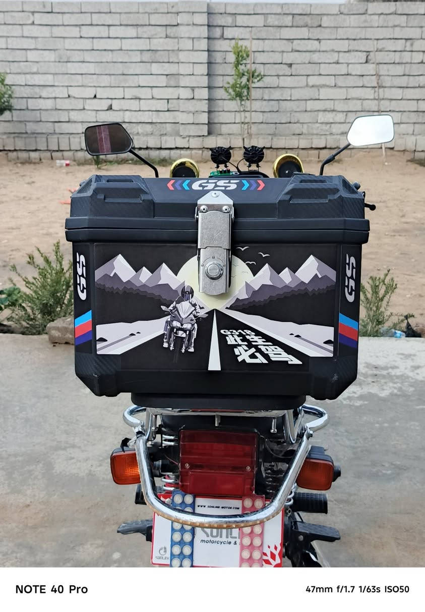 للبيع جنطة اخت الجديده كلشي ترهم حجم وسط + مفتاح , السعر 20 قفل الرقم ***********
