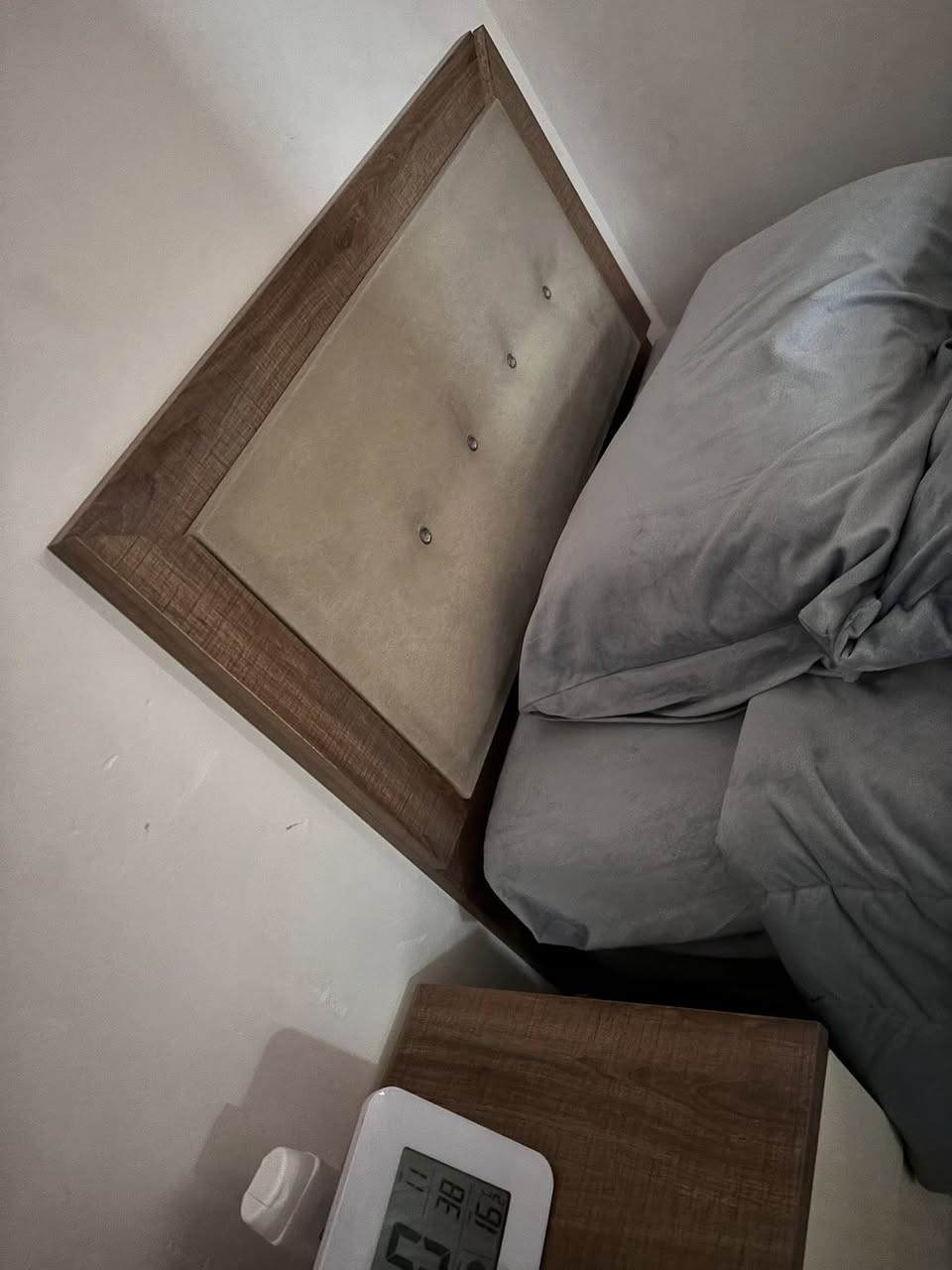 غرفةنوم نفر واحد سرير كومدي٢كنتور ٦ ابوب


**إذا كنت صاحب هذا الإعلان وتريد حذفه لأي سبب، رجاءا أرسل رسالة إلى الدعم الفني**