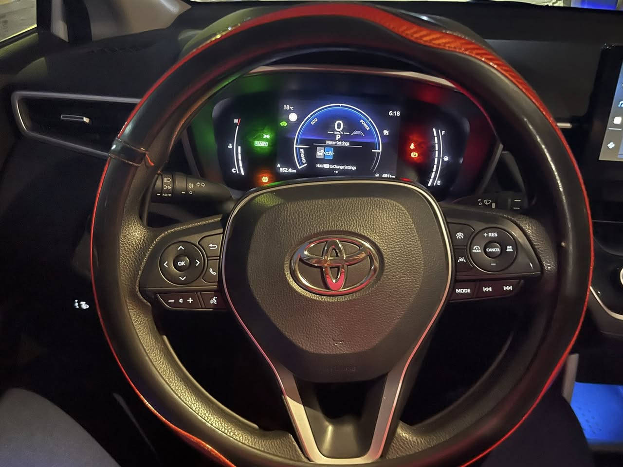 من رخصة الادمن 
للبيع سياره تيوتا فورت لاندر 2025 
محرك 2000 هايبرد 
لايت زينون وعدسات LEDعدد 4 
بك لايت LED
ويل كب كروم اسود 
سياره فول موصفات بيها طخه ب تكمه 
سعر 28300000
***********
