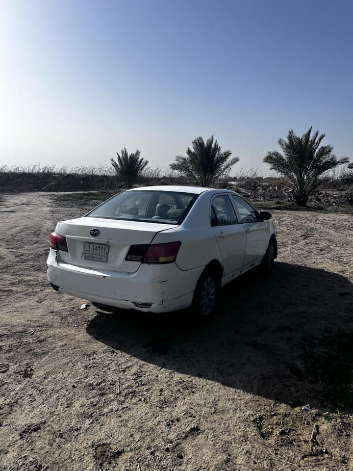 سلام عليكم 
بي واي دي موديل 2012 بصمه 
رقم بابل تحويل مباشر سنويه نافذه 
السياره بيها ضربه بصندوك 
مكينه وكير كورلا بيكاتشو مكفولة جديدة
مكان السيارة ذي قار قلعة سكر 
السعر 28 وبيها مجال قليل 
***********
