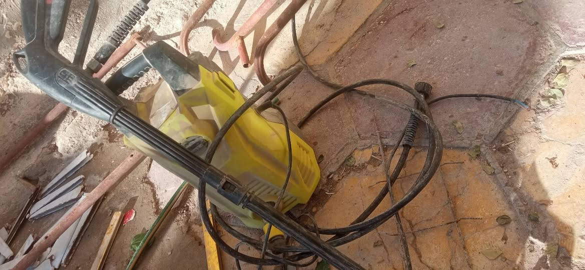 غراض للبيع
ميوزه الالمنيوم عدد 3  سعرهن من الاخير 150 الف 

فاره ماء شغاله  30 الف 
 
تخم ويالة سياره  هنه والاسبير وياهن   30 الف 

رفوف عدد خير من الله  متر يبيعوهن 25 اني ذني كلهن 150 الف 

قفص حديد شخاط وسيم ار بي سي  3×6 ولا رتفاع  مع سكف كله چنكو من هذا قديم القوي  سعرهن قفل 150 الف 

 كرسي وميز الالمنيوم  ثنيهن 20 الف 

كاروك جديد  مامستخدم   30 الف 

مكاني نجف حي العسكري 

رقم موبايل 
***********
