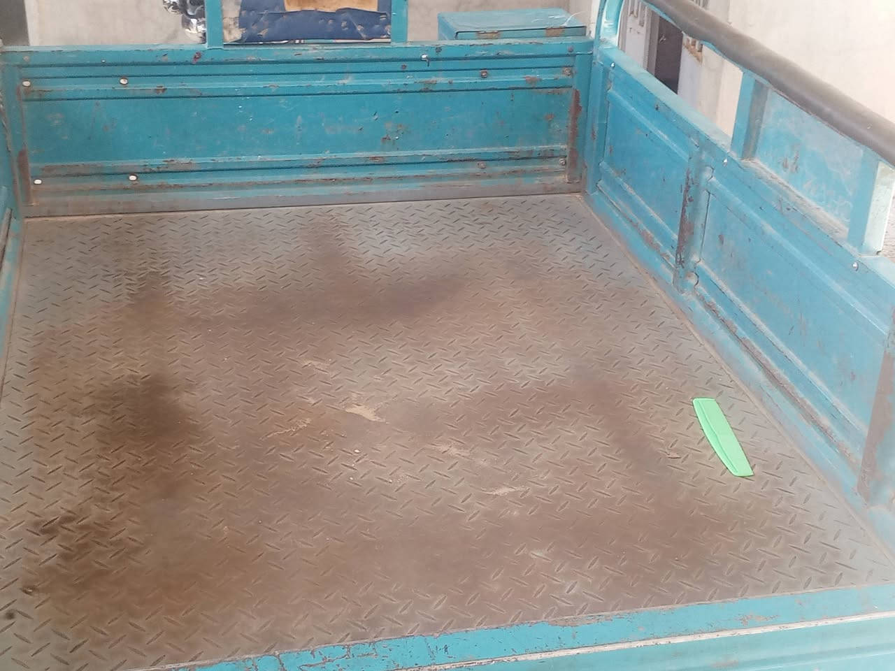 سلام عليكم شباب ستوته البيع موديل 20 ستوته فول شاسي ركبه كفاله كهربايات نكره سلف تخم تاير جديد ستوت حلوه حله من الصور كله جديد سعر مليون 700  ‏‪***********‬‏ رقمي ويسفسار  خادم اني
