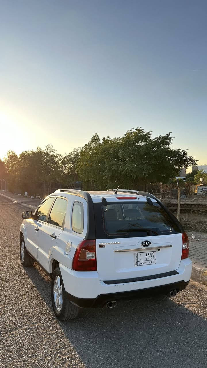 اسبورتج 2010 خليجي سعودي استيراد خاص مكفوله كفاله عامه فقط المحرك مبدل ابلادي على ايد وحده✅
 فتحت سقف🔥
شاشه كبيره🔥
نظافه 100‎%‎🔥
تحويل ثاني يوم✅
دواخل بيجي🔥
هواي مواصفات بعد بيها
عنوان السياره كركوك✅
123 ورقه 🔥
***********📲
