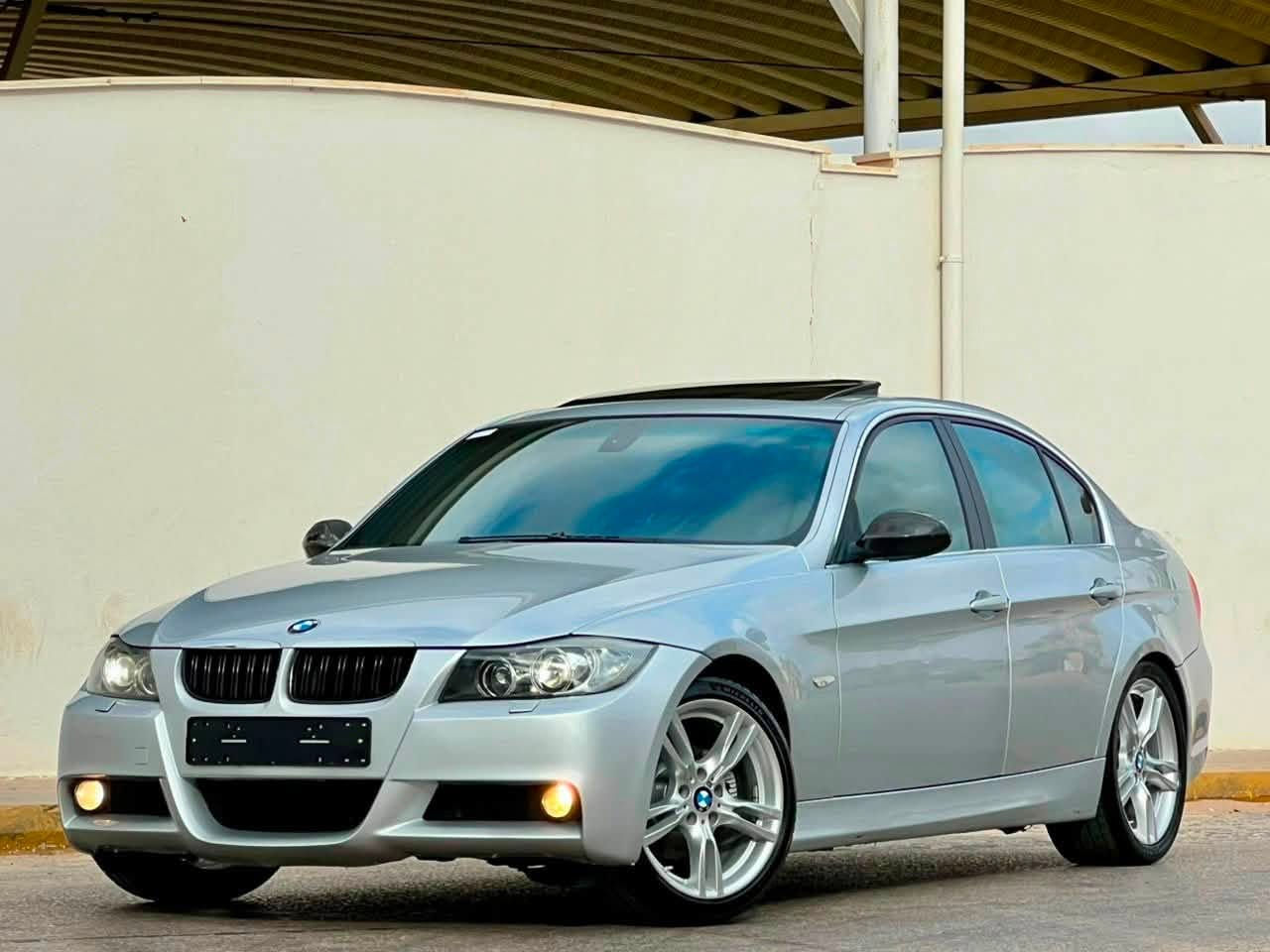 ⚜️الله يبارك🤍 بسم الله #ماشاء الله 😍⚜️
ميماتي2007 #جديدة السيارة عيب لا✋💙
‎‏▪️⭐️  #BMW325 ميماتي 💥💥
درجة #أولي فل رقم 1  
موديل2007  
تاريخ دخول 6.2026. 26
‎▪️⭐️ عدد المسافه.المقطوعه 102مشي الاصلي }  
‎▪️⭐️  إشارة ترحيب 
 محرك 25
‎▪️⭐️بصمة تشغيل 
شاشه وماوس
ستاير جنابيه وخلفيه‎▪️⭐️
‎▪️⭐️  تكييف ديجيتال 
‎▪️⭐️  تحتوي { CD }  AUX ⚜️ USB
‎▪️⭐️  تحكم كامل في   +  ف ستيرسو 
‎▪️⭐️  منع إنزلاق 
‎▪️⭐️  مرايات كهربائية  
‎ديسكو {18}
‎▪️⭐️  تيك تام فودرة Mوستيرسو 
‎▪️⭐️  كمبيو أوتوماتيك  
‎▪️⭐️  اطارات جديدة كلياً وممتازة 
‎▪️⭐️  حساسات خلفية 
تحكم كامل في وقود eco▪️⭐️
       
 
السعر✔️المكان \ طرابلس
 استفسار 0911625094
0942944692


**إذا كنت صاحب هذا الإعلان وتريد حذفه لأي سبب، رجاءا أرسل رسالة إلى الدعم الفني**