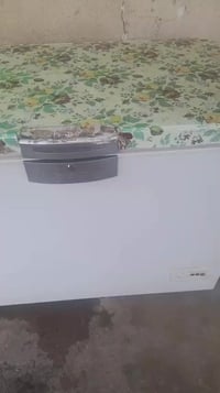 ثلاجة وسط • ال جي • مجمدة كشر عاطلة