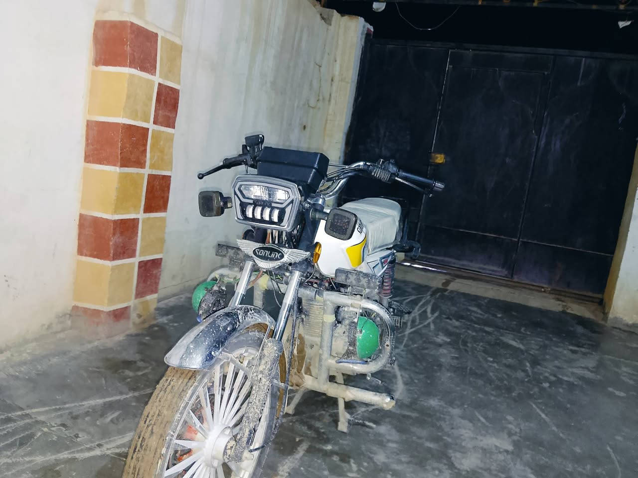 24 سعر 800 وبمجال على 75 او مراوس ب25


**إذا كنت صاحب هذا الإعلان وتريد حذفه لأي سبب، رجاءا أرسل رسالة إلى الدعم الفني**