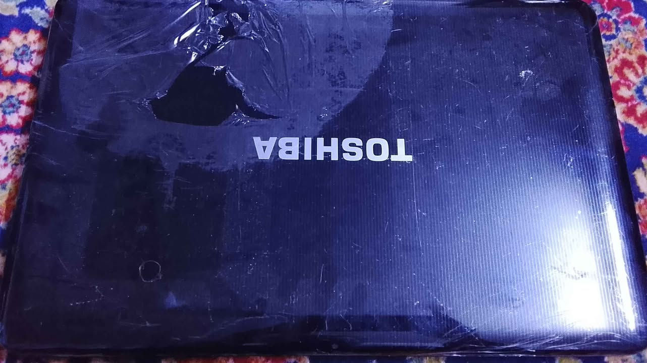 السلام عليكم للبيع لابتوب توشيبا مستخدمة مع كافة ملحقاتة السكن بغداد بغداد, العراق


**إذا كنت صاحب هذا الإعلان وتريد حذفه لأي سبب، رجاءا أرسل رسالة إلى الدعم الفني**