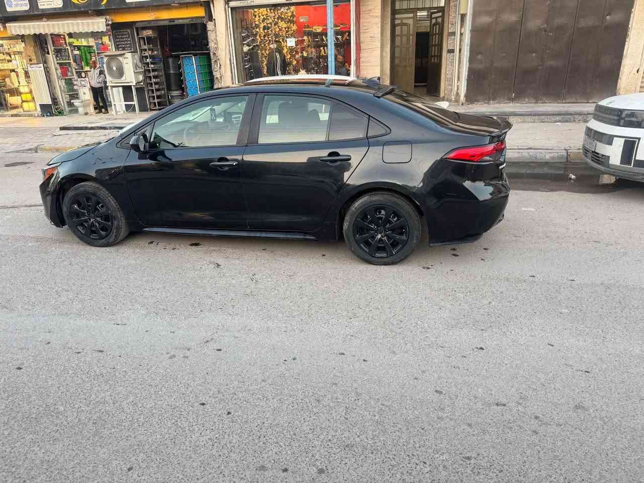 كورلا ٢٢ رقم شمالي تحويل وكاله مضمون مواصفات Leمحرك ١٨٠٠ شاشه كامره رادار تحديد مسار ماشيه ٤٠ الف حادثها تبديل جاملغ ايمن وبنيد بدون دواخل السعر ١٣٥ للاتصال *********** بغداد, العراق
