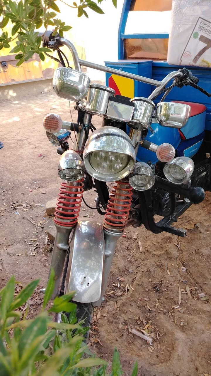 سلام عليكم ستوته فحل اوراق اصولي مديل 2020 وبيهه محرك 2024 شاصيهه وركبتهه مكفولات كفاله عامه لالحيم ولامعجون بيهه تخم تاير جوبلس جديد كهربائيات كلهه شغاله دبلات شغاله نكره سلف ستوته مصبوغه حراري اثار جرد وصابغهه للجماليه نضافتهه نفس البصوره ستوته كلهه شغاله مكانهه ديوانيه مركز المدينه ***********
