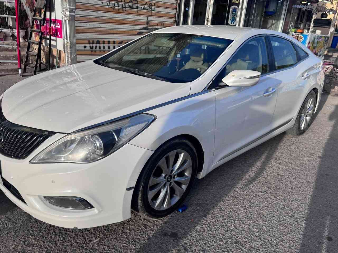 السلام عليكم 
ازيرا خليجي  مديل 15 كفاله عامه من صبغ وتبديل مكينه جديده حداديه جديده تبريد قطعتين برده خلفيه مري شفط اشاير ترحيب  اربيل سنويه ساقطه السعر 120 وبيه مجال بسيط  ***********
