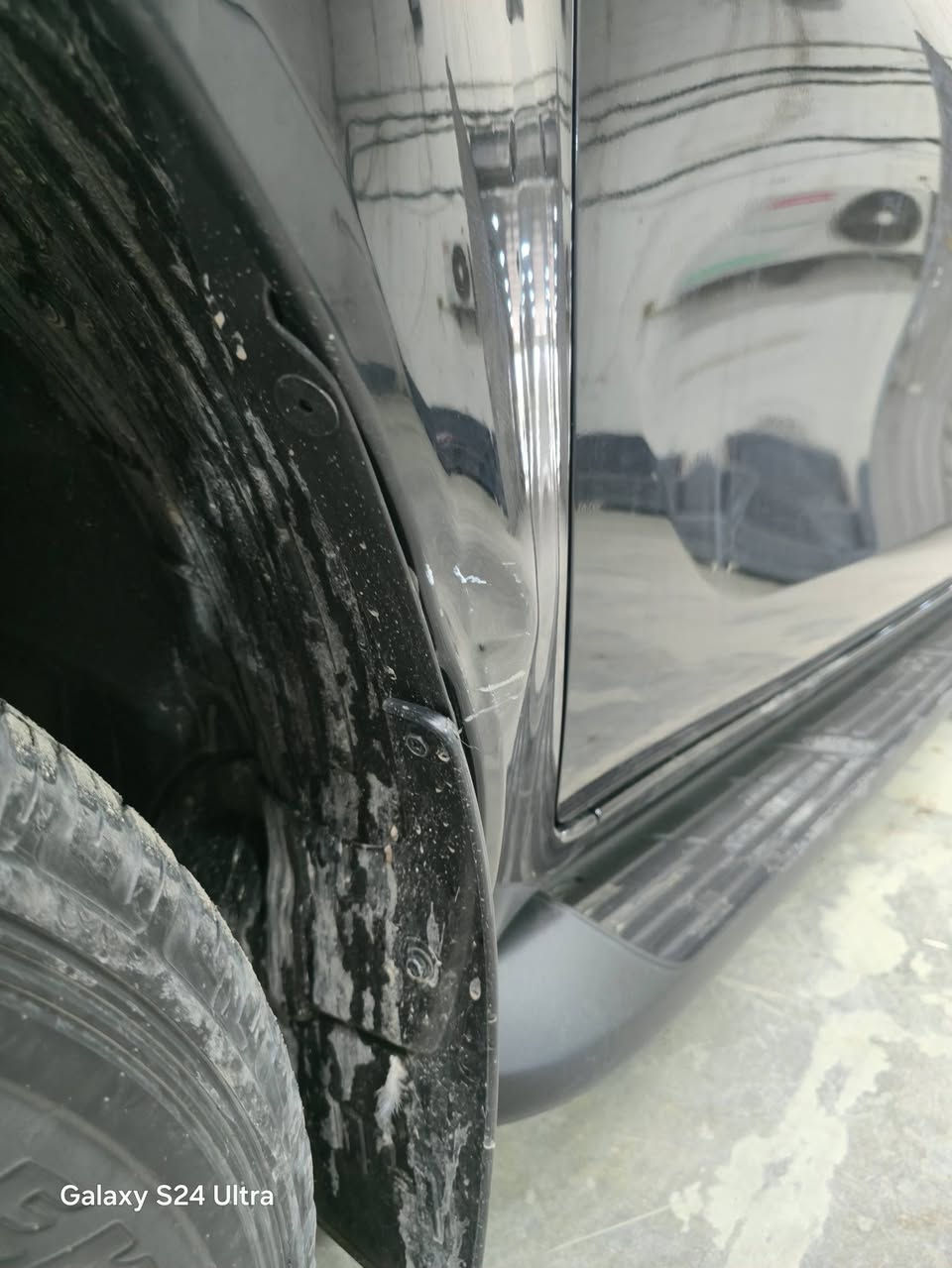 السلام وعليكم
للبيع هايلوكس 2023  ماشيه ٥١كم  مكفوله وكير اوتو ماتيك وبيه بارد موضوح بالصور ومصلحه شي بسيط 

مكاني بغداد الكراده 

*********** 

⭐️السعر ٣٢٣٠٠⭐️
