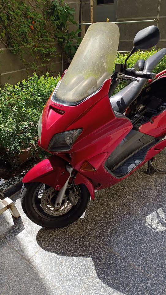 فورزه سويج 0/6 دراجه كفراتها بلاديه جارده مكينه خير من الله لاتنقيص ولاتبخير دبلات جدد كهربائيات كلها شغاله نقص فقط باتري المراوس ماكس جديده او بيع ٧٠٠ وبيه مجال مكان طالبيه ***********
