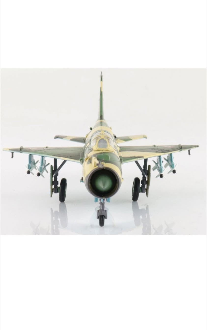 ميغ -21 مصرية🇪🇬 انتاج هوبي ماستر 
حجم1/72 
200 الف

Hobby Master 1/72 MIG-21MF Nile Valley late scheme Egyptian Air Force HA0178


**إذا كنت صاحب هذا الإعلان وتريد حذفه لأي سبب، رجاءا أرسل رسالة إلى الدعم الفني**