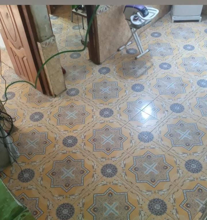 بيت للبيع في الديوانيه حي الامين نزله سيد حسين الميالي
بيت  طابو زراعي للبيع في الديوانيه المساحه 220م  مكون من طابق واحد غرفتين (4×4م)+ صاله (8×4م)  الاستقبال (5×4) ومطبخ (4×4)  + طارمه  البناء حديث كونكريت + سيراميك + سقف ثانوي  الخدمات كامله (ماء + تبليط + كهرباء + قريب على المدارس) السعر مناسب جدا 
مع عرصه للبيع مساحه 250 والسعر مناسب ايضا 
العنوان الديوانيه حي الامين الاولى مقابل حسينيه مالك الاشتر نزله سيد حسين الميالي  للاستفسار الاتصال ع الرقم ***********
