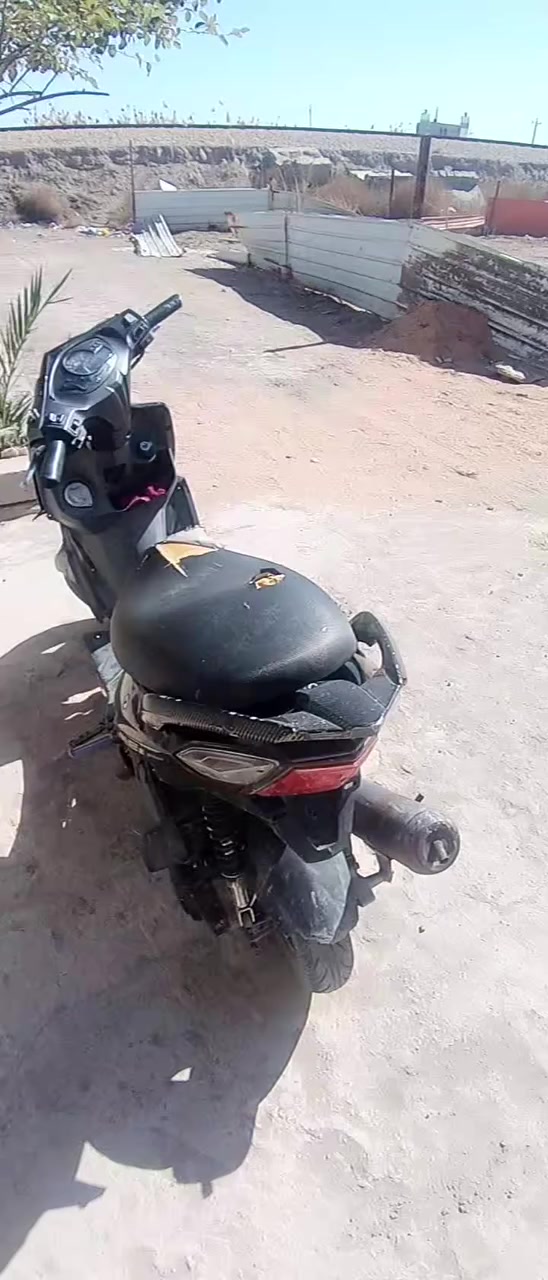 يالله ماطيور سايم محرك 200 نكره صلف ما تحط عليه ربع  جاهز كله شغال نازل  نشاطه فول سعر 275 وبي مجال سكن رمادي شارع 60 هاذه رقمي *********** اللي يريده يتفضل خاص
