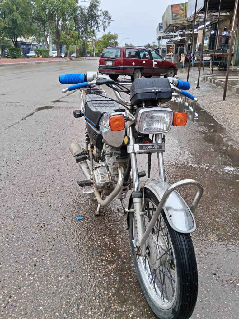 ماطور ايراني للبيع موديل 2017 محرك شرط 4 كير سعرها مناسب رقم شراي خلي يخابر على رقم *********** مكان كركوك كركوك, العراق
