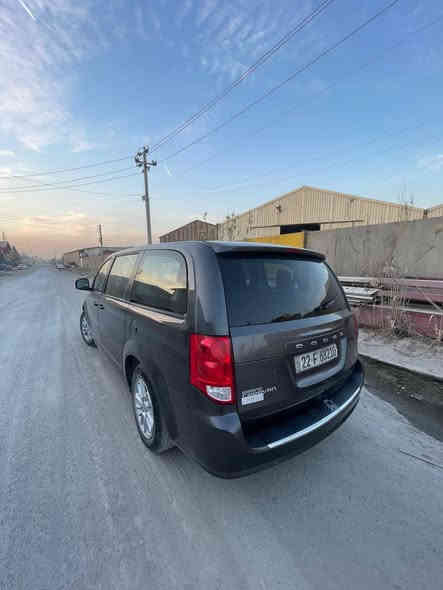 السلام عليكم دوج كرفان موديل ١٨ كلين  الدعاميات هم مكفوله رقم الهاتف ***********
