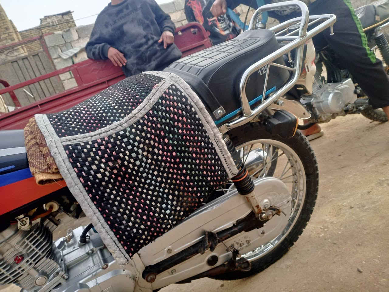 اسلام عليكم دراجه اربعه كير نامه مديل 23البيع كلك كلك بدون وراق رقم شاصي موجود  سعر425وبيه مجال قليل خاص مفتوح تعال ودلل مكاني كربلاء طوريج خيرات متواحد فيس وتساب ***********
