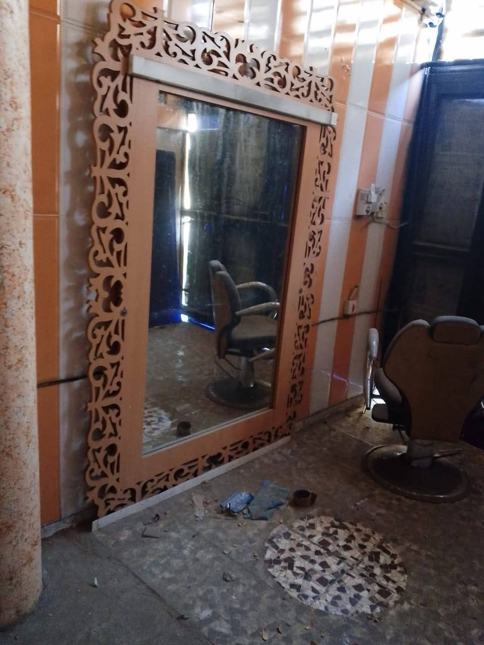 مغسلة مال صالون جديدة سعرهة ١٠٠ومرايات عدد ٢ الوحدة ب٥٠ الي يريدهم يراسل عالخاص العنوان بغداد حي الخضراء


**إذا كنت صاحب هذا الإعلان وتريد حذفه لأي سبب، رجاءا أرسل رسالة إلى الدعم الفني**