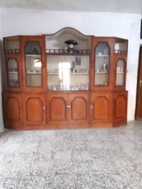 معرض • معرض طابقين • خزانة عرض • ديكور منزل • رفوف عرض