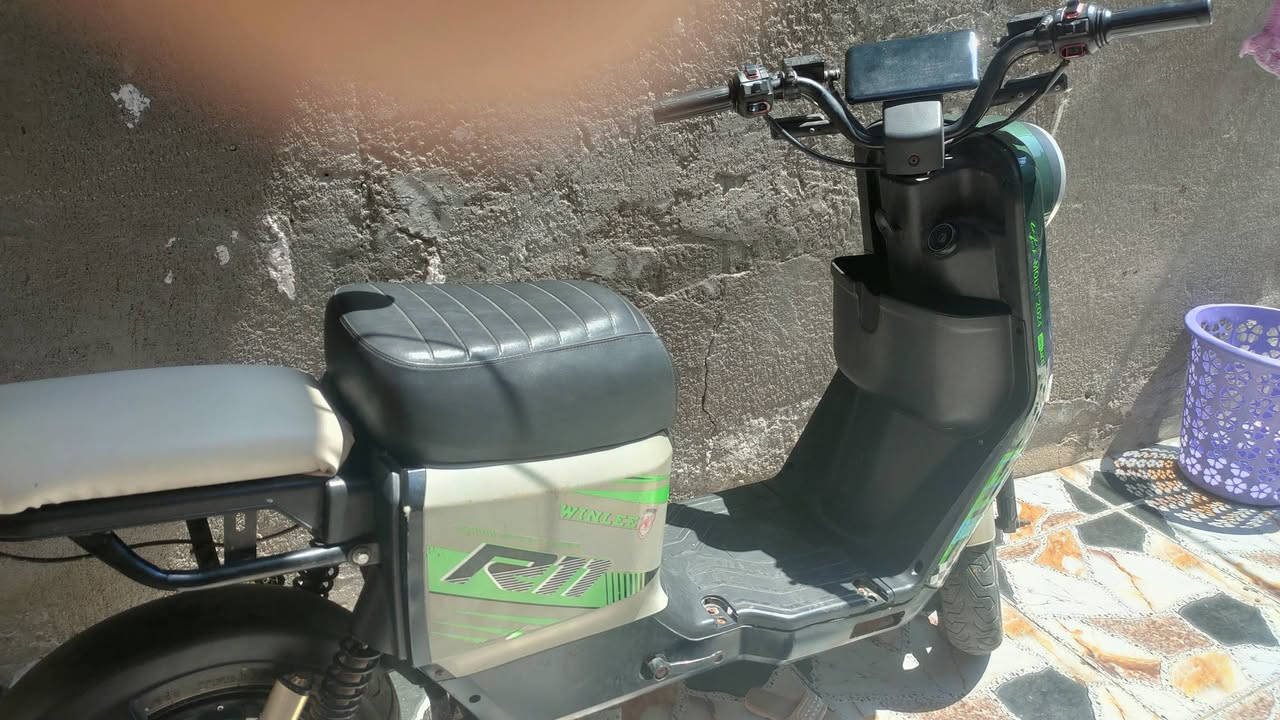 للبيع يرادلهه 5بطاريات الماكن كرمه علي شارع اللطيف السعر 450بيهه مجال .الرقم ***********
