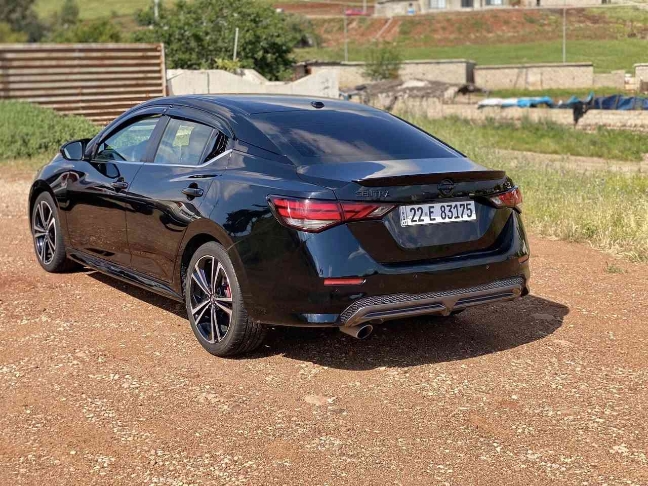 سلامعليكم
سياره نيسان سينترا 
موديل 2021
سياره موصفات SR 
بصمه⚫️
شاشه 🖥️
كاميره 📷
حساس
رادار
مرايه اشاره🔥
مرايه رادار
بابين بصمه⚫️
ويل كروم
تحديد سرعه
تحكم ستيرن
شغال
Eco sport nurmal 
ضرر سياره فقت بنيد صبغ بدون دواخل ارباگ بص ستيرن سيستم 
رادار وفحم بيلادي 

مكان سياره عقره 📍
رقم واتساب و كورك
***********☎️
