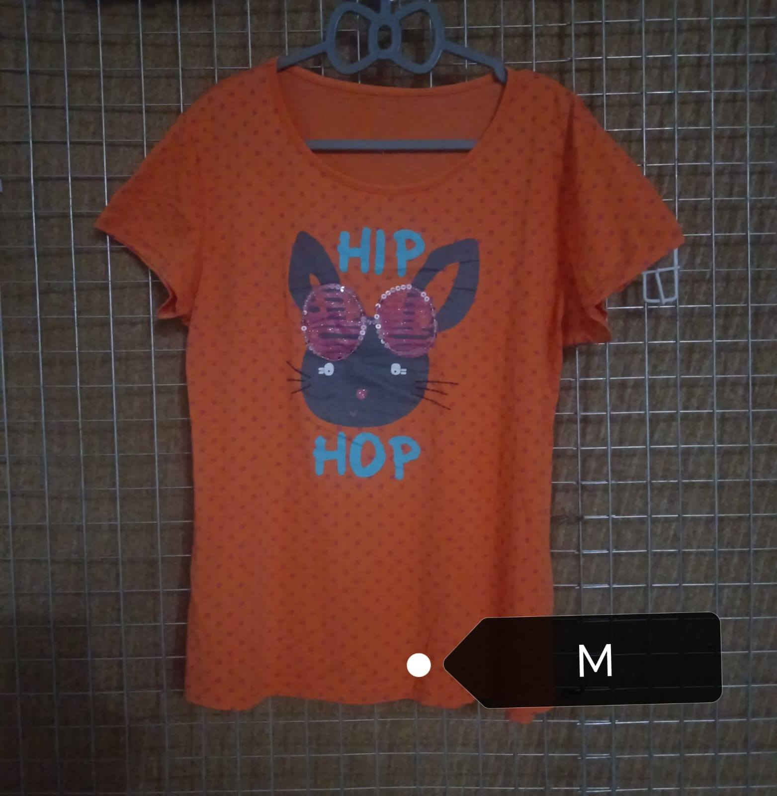 على الف التشيرت
نسائية بناتي
الخامه زبده وفانيله
انواع القياسات متوفره
متوفر موديلات وقياسات 
توصيل متوفر
على الفحص
صور الموديلات بالاستوري
بالف دينار فقط


**إذا كنت صاحب هذا الإعلان وتريد حذفه لأي سبب، رجاءا أرسل رسالة إلى الدعم الفني**