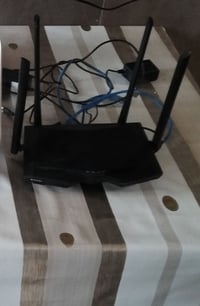 راوتر • واي فاي • إلكترونيات