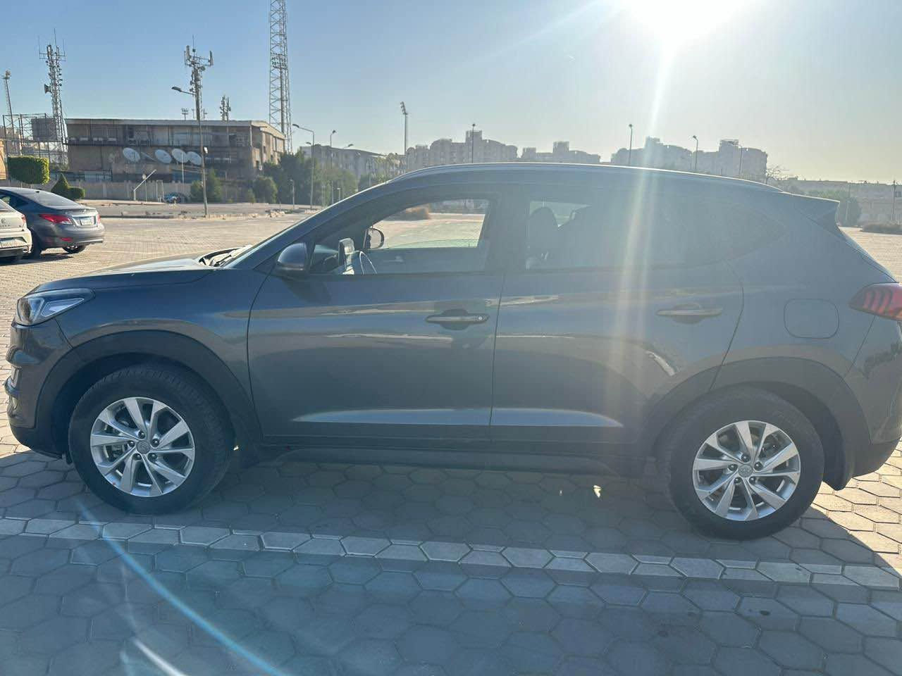 2020 
تاني فئه خليجي نازله من برا
فابريكا بالكامل معادا مرمتين استثماري 
عداد 90 الف كيلو 
جنط وكاميرا وسينسور وفرش جلد 
مرور طنطا طنطا, الغربية


**إذا كنت صاحب هذا الإعلان وتريد حذفه لأي سبب، رجاءا أرسل رسالة إلى الدعم الفني**