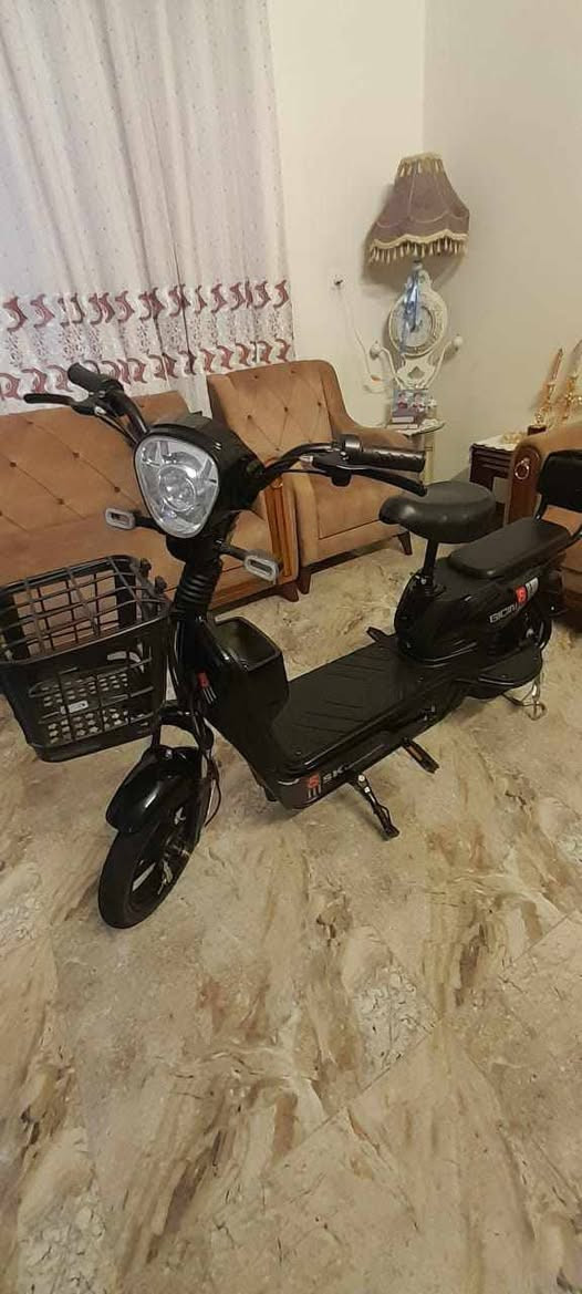 للبيع دراجة كهربائية SICIM ⚡🚲
حالة جيدة وتعمل بدون مشاكل...
تخم بطاريات جديد كامل ...
سرعة تقريباً 25–30 كم/س

مناسبة للاستخدام اليومي داخل المدينة
💰 السعر:250. قفل 
📍 الموقع:الأعضميه 
📞 للتواصل:***********
