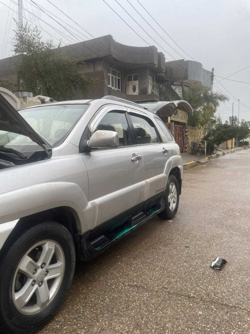 سلام عليكم سيارة سبورتج 2009 لون سلفر فتحة سقف السيارة خليجي مصبوغ حزام أو أقل من الحزام سيارة نكرة سيارة خير من الله كلشي ماناقصها الرقم ***********//***********
