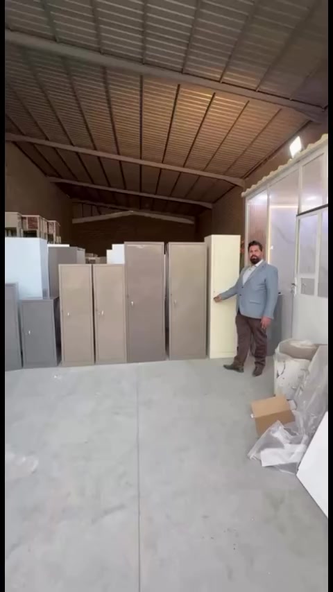 السلام عليكم ورحمة الله وبركاته زبائننا الكرام توفر لدى شركه لوكرات لوكرات حديد ضد الصد والزنجار 😍😍

#قياس  190×75 رفوف وتعلاكه قفل خارجي 🌹

#قياس 180×60 العمق 50 رفوف وتعلاكه قفل خارجي🌹

#وقياس 150×45 العمق 40  🌹
#وقياس  100×45 العمق 40  🌹

للحجز✅ والاستفسار يرجى مراسله الصفحه او الاتصال على 

#الرقم الاتيه ***********😍😍*********** 

#يوجد لدينا توصيل جميع محافظات  العراق 🇮🇶 

#عنوانا بغداد التاجي مدخل ابو عظام قرب محطه وقود النايف
