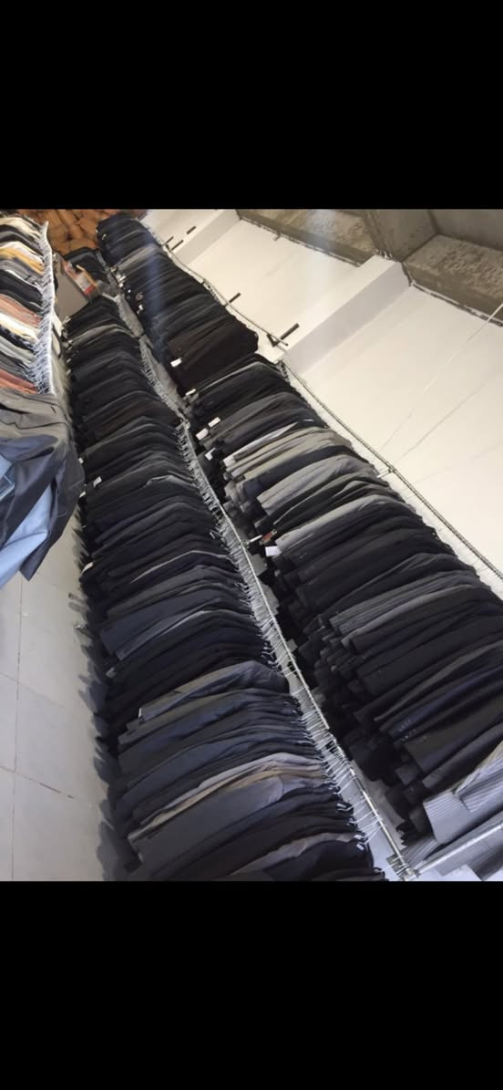 مرحبااعزائي يوجد لدينا كمية.  جاكيت.   أوربي جديد غير مستعمل كمية كبيرة.    موديلات.    والوان.  وقياسات مشكل.      وبيع مناسب. جدا.   مع هدية. 500 قطعة بلاش.   اي شخص.   يأخذ كل.  الكمية.         ويكون السعر 4500 الف دينار فقط.


**إذا كنت صاحب هذا الإعلان وتريد حذفه لأي سبب، رجاءا أرسل رسالة إلى الدعم الفني**