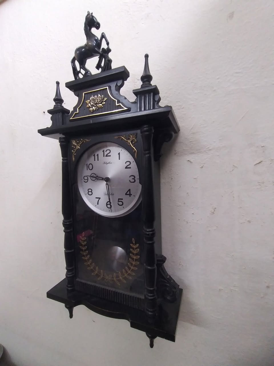 ساعة جدارية دقاق كل ساعة ونص ماركة رأيتم الصناعه ياباني بطارية كبير النظافة عالية
***********   مكان الموصل  
 يوجد توصيل
