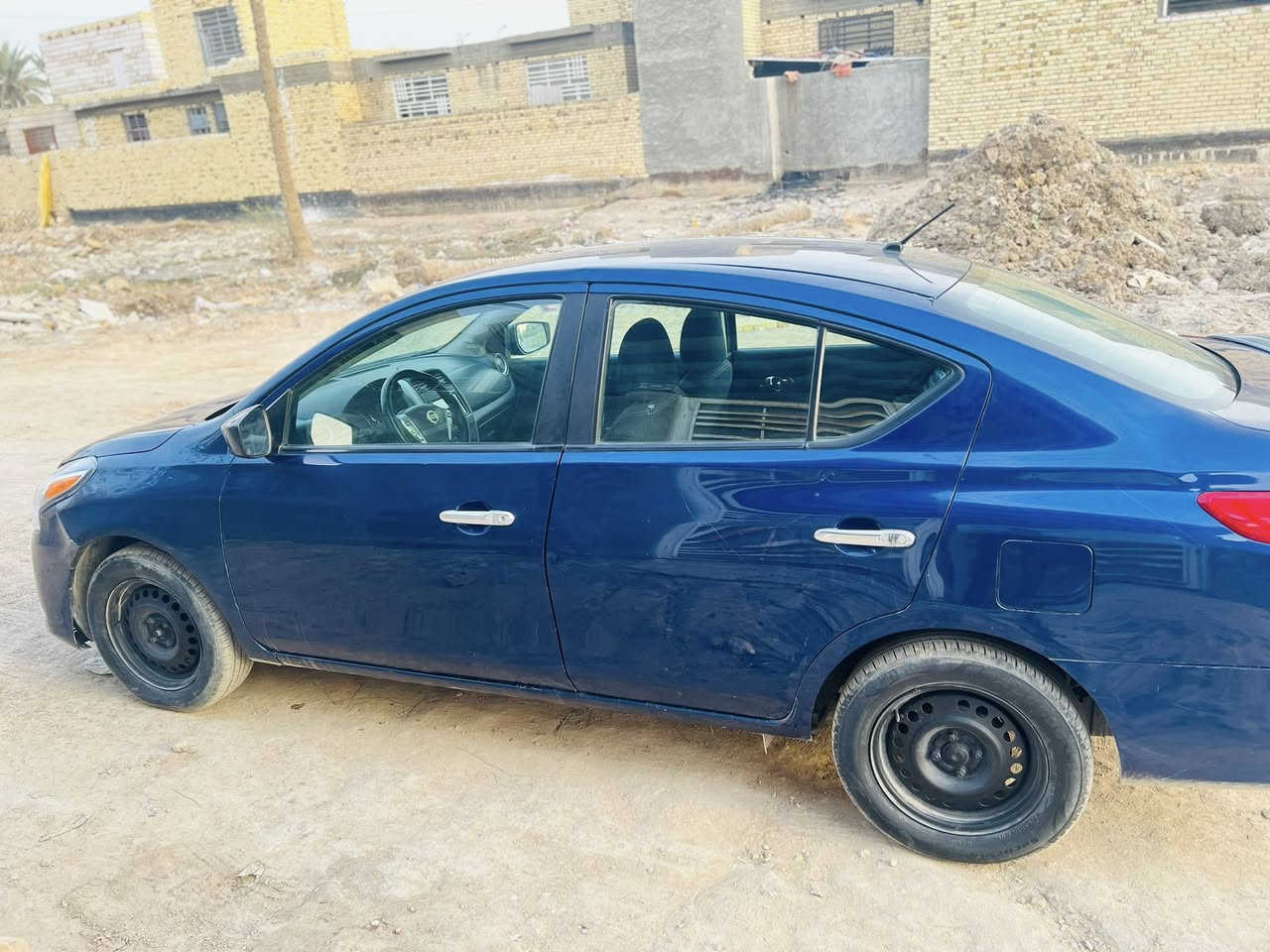 سللام عليكم نيسان فيرسا وارد أمريكي موديل 2019 رقم قادسيه مشروع وطني جاهزه من كلشي   سيارة بيها 3 قطع صبغ بدون دواخل مكاني بابل السعر 88 وبيها مجال للاتصال ***********
