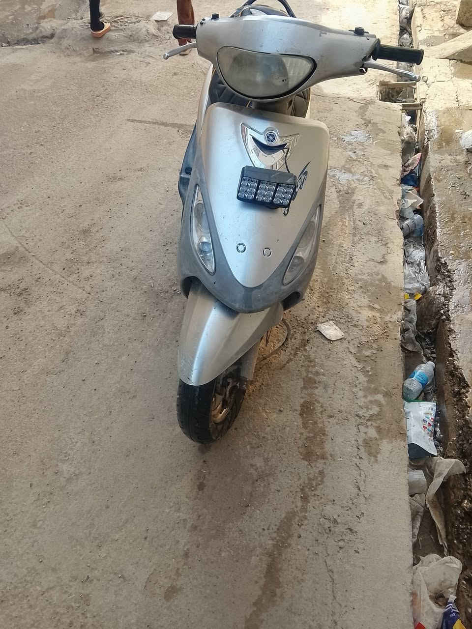 لبيع 300 دراجه نضيفه محرك شغال ***********
