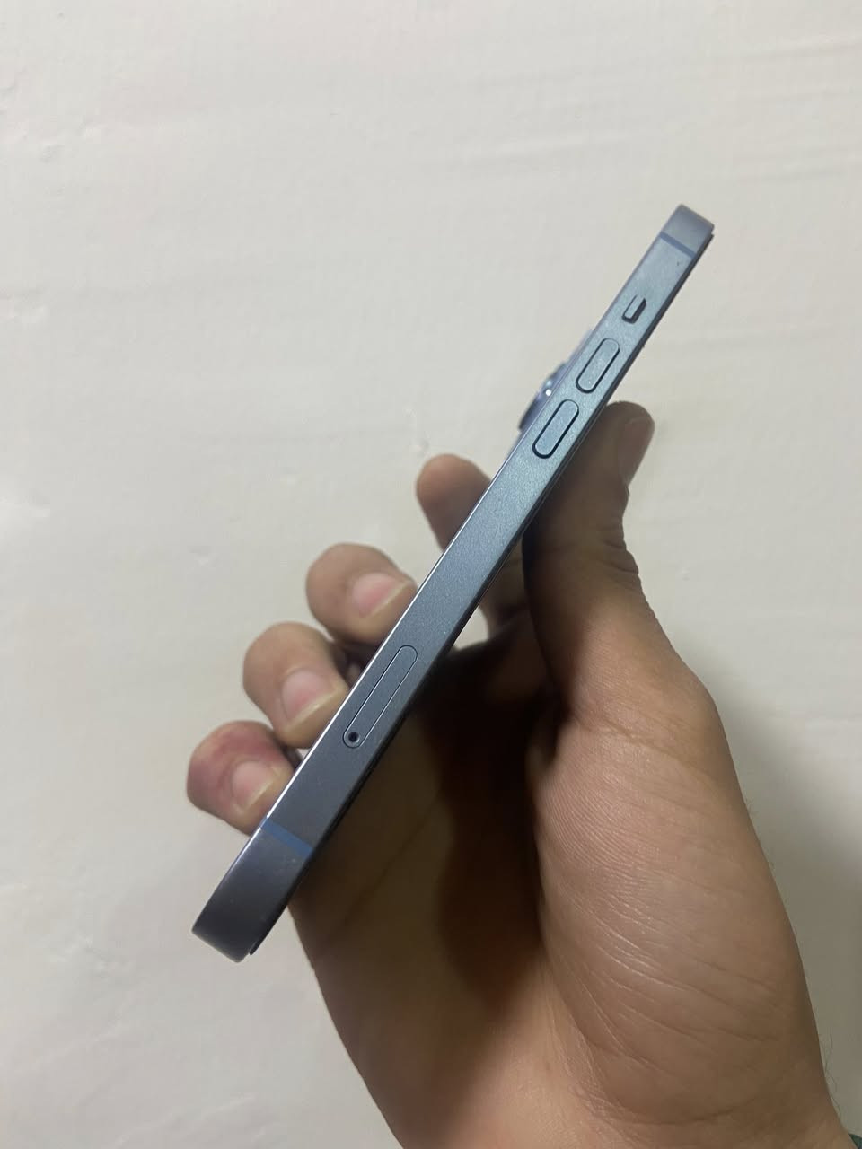 ايفون 14 نضيف جداً
ضمان ماستر 

ملحقاته كامله

باتري 83

ذاكره 128

وتر بروف

ممفتوح نضافة 100‎%‎

سعره 575 وبي مجال بسيط للشراي

عنواني الدورة البوعيثه

***********
