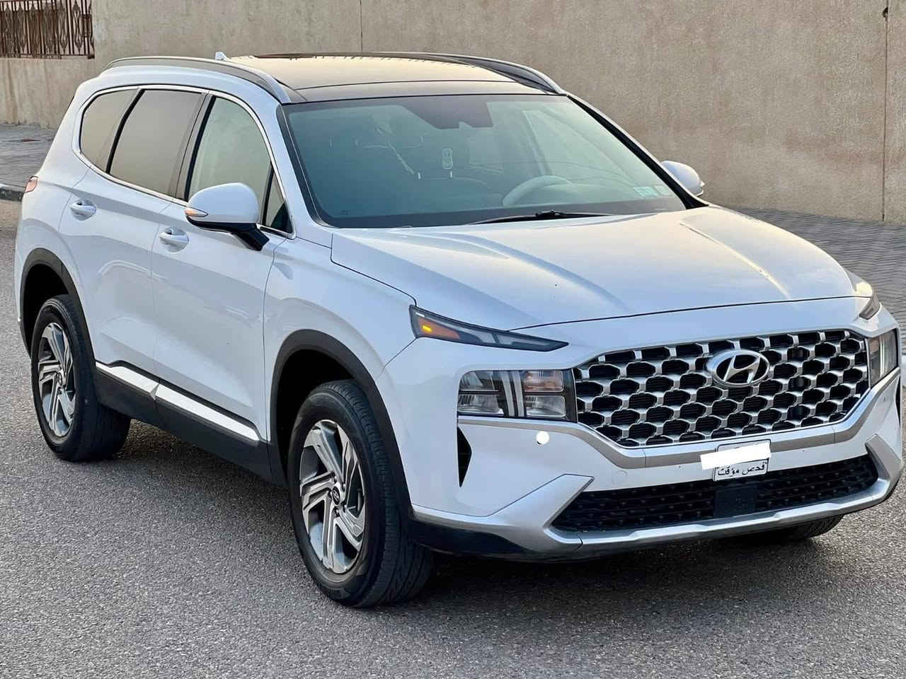 سنتافي موديل 2023 مواصفات  Sel plus
فحص مؤقت بدون رقم تترقم جيمع المحافظات

  وارد امريكي السياره فول مواصفات
ماشية 8 الاف اخت الزيرو
ضررها تبديل باب وا جاملغ اصليات جهة السائق مع صبغ ربع بالبنيد شاصي لغد مكفول 
حجر البيئه بلادي 
السياره مابيها نقص برغي جاهزه
بنوراما 
كشنات كهرباء الامامية
صندوك كهرباء 
كشنات جلد
2500 محرك  4 سلندر 
شحن مبايل
بك لايت
لد امامي Led
رادار امامي خلفي جانبي 
أنظمة قيادة 4 
‏comfort
‏sport
‏smart
‏snow
-- اطفاء ذاتي
اوتو هولد
مانع انزلاق
كيرها يجي  دكم 
تبريد منفصل 
تبريد قطعتين
فول تحكم استيرن جهتين
شاشة تدعم كار بلي  مع كامرا خلفية دوارة
مانع انحدار 
دشبول الكتروني متغير الوان 
مانع تصادم امامي خلفي 
تحديد مسار قيادة آليه 
شفتات استيرن 
بردات خلفيه 
شاشة اعطال 
لدات امامي نهاري
بك لايت لد 
منافذ شحن امامي خلفي 
وباقي المواصفات معروفة 
سعرها $$  210  $$ ورقة 

للاستفسار :-
 
*********** 
———————
🌹
