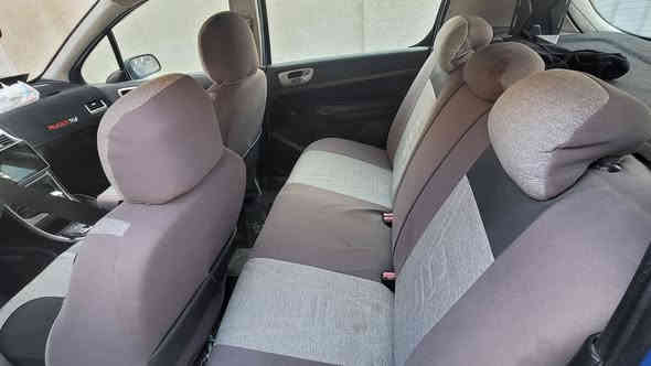 السلام عليكم بيجو ٣٠٧ موديل ٢٠٠٥ للبيع 
السيارة كاملة مابيها نواقص 
كير مكينة تبريد وكهربائيات مكفولات 
السيارة اني جانيها صار ٣ سنوات عندي 
السيارة بس خارجها شوية تعبان بس بدون صبغ 
داخلها مرتب ونظيف ومابي أي مشاكل
السيارة رقم بغداد وبأسمي مشروع وطني تحويل ثاني يوم اذا تريد 
تفاصيل أكثر عند الاتصال اني متواجد على الواتساب فقط 
*********** 
السيارة سعرها 53 وبيها مجال
