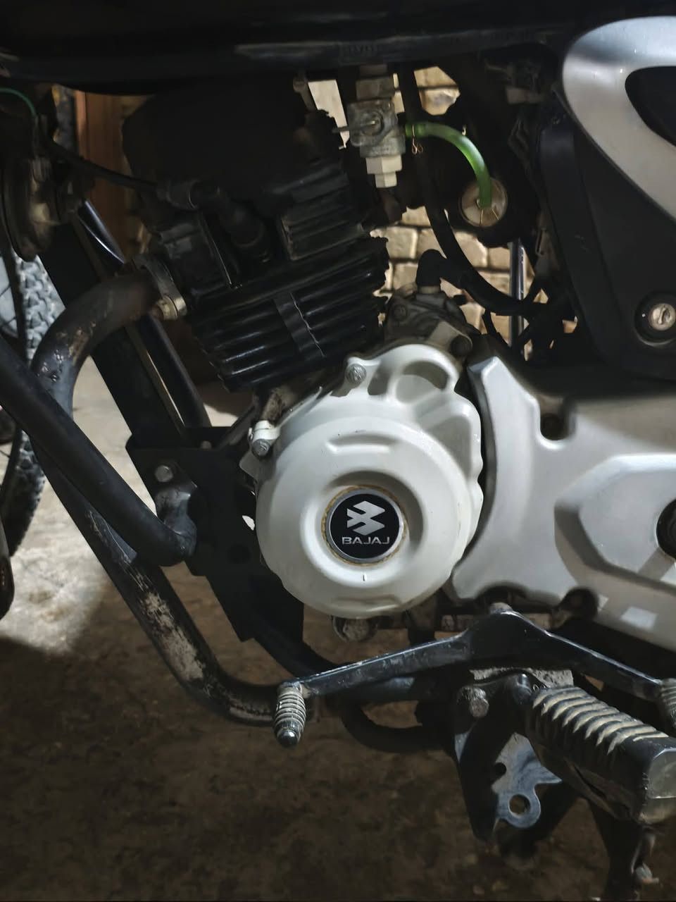 سلام عليكم بوكسر للبيع مديل 20 اوراق مفتوحه ***********
