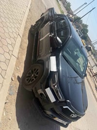 بيكم هايلوكس 2024 ماشيه 60الف كفاله عامه سياره جديده حيل  للبيع او مرا...