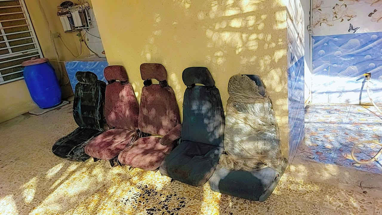 كراسي فوسه بزون عدد( ٤) حتى قواعد بيهن جيب وشد زائد كرسي تحوير بس دوشمه نظيفات للبيع السعر ١٥٠كلهن للإستفسار الاتصال على الرقم ***********واسط الحكيم
