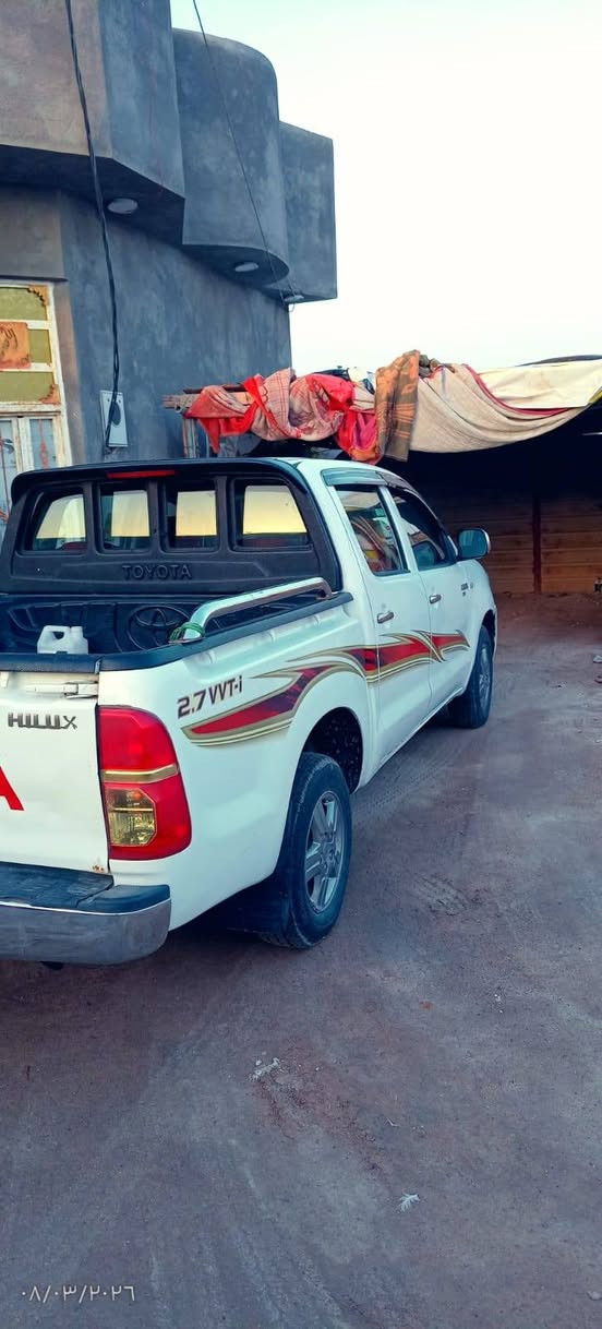 سلام عليكم  هاي لوكس للبيع مديل الفين وعشرا مكفوله من ضربه ولصبق ولتبديل رقم مثنه  تحويل ثاني يوم مكاني بصرا هارثه رقم  ***********
