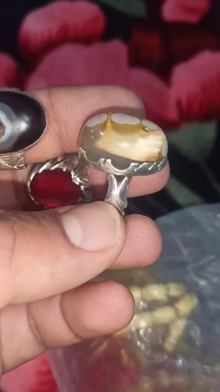 محابس،عدد3سعرهن قفل نهائي مع اجور توصيل 85 الف. ياقوت باريسي وسليماني عطف وداوودي


**إذا كنت صاحب هذا الإعلان وتريد حذفه لأي سبب، رجاءا أرسل رسالة إلى الدعم الفني**