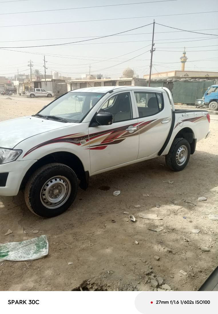 سلام وعليكم بيك اب مستي بوشي l200 فورويل كير عادي بانزين سونار موجود موديل 2015 باسمي رقم ديالى للاستفسار الاتصال على الرقم ممتواجد في الفيس ***********
