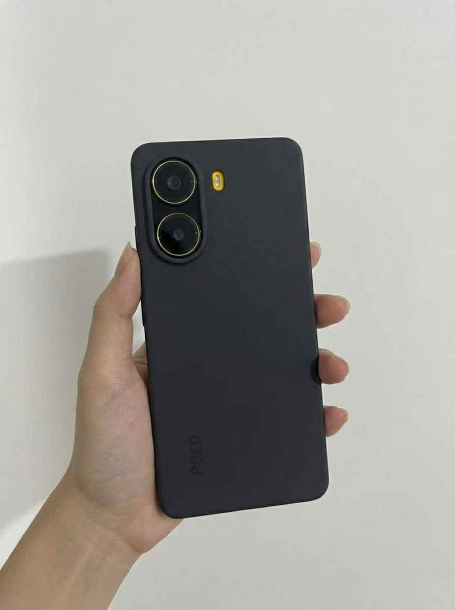 السلام عليكم 🙋🏻‍♂️
POCO X 7 Pro
#للمراوس_حسب_القناعه.
#أو_البيع_السعر 350 ألف دينار وبـي مجال للطيبين 🤝

📱 المواصفات التقنية الأساسية
🔋 المعالج والأداء
 MediaTek Dimensity 8400-Ultra 
بتقنية 4 نانومتر – أداء قوي للمهام الثقيلة والألعاب 🎮
#بوبجي_موبايل 120 فريم وباقي جميع الالعاب جميعها تدعم 120 فريم ✅

📊 الذاكرة والتخزين
256 / رام 16 G

📺 الشاشة
شاشة 6.67 بوصة AMOLED بدقة 2712 × 1220 (1.5K).
#معدل_تحديث 120 Hz. 
سطوع يصل الى 3200 شمعه.

  حماية الشاشه Corning Gorilla Glass 7i

📸 الكاميرات
كاميرا رئيسية 50 MP مع OIS (تثبيت بصري) – تصوير أفضل في الإضاءة الضعيفة.
كاميرا واسعة 8 MP.
كاميرا أمامية 20 MP ممتازة للسيلفي.
🔋 البطارية والشحن
بطارية 6000 mAh – عمر بطارية طويل. 
شحن سريع 90 واط.
📶 الشبكات والاتصال
يدعم شبكات 5G / 4G / 3G / 2G. مع شريحتين اتصال.
🌊 مقاومة الماء والغبار
مقاومة بمعيار IP68 (ماء/ تراب)
تگدر تخلي بالماء دقائق وتطلعه ماعليه شي 👍
🧠 نظام التشغيل
يأتي بنظام تشغيل Android 16
🔊 صوت ومستشعرات
سماعات ستيريو ومكبرات صوت محسنة.
مستشعر بصمة 🫆 تحت الشاشة + Face Unlock بصمه وجه.

#السعر 350 ألف فقط وبـي مجال للطيبين 🤝
#أو_مراوس حسب القناعه.
#ملاحظه / #ملحقاته فقط شاحن وكفر الكارتونه ضايعه للأسف 🙆‍♂️

📍#العنوان المسيب بابل.
🚘 توصيل ماكو تجيني للمسيب تاخذه وحياكم 🤝 ❤ الفلوجة, الأنبار


**إذا كنت صاحب هذا الإعلان وتريد حذفه لأي سبب، رجاءا أرسل رسالة إلى الدعم الفني**