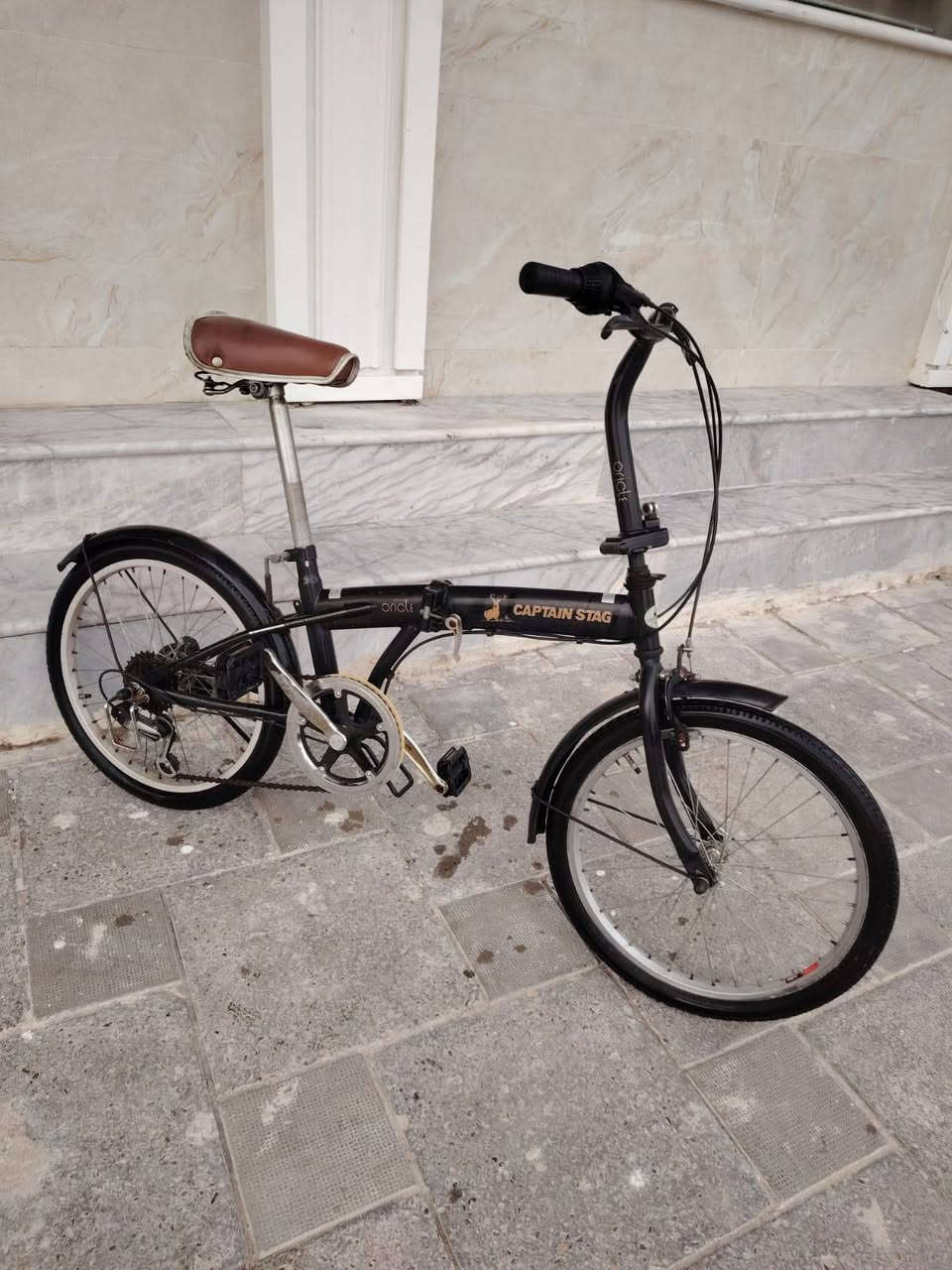 السلام عليكم ورحمة الله وبركاته
دراجه موديل طبك  حجم ٢٠ باله ياباني النضافه فول 
ميزت الطبكه فتح قفل 
غير مستخدم داخل العراق 
لشه مضلع قطعه لوك  اصلي باله السعر ( 90 الف) 
عكرب ماركه اصلي شيمانو 
سستم كامل شيمانو كير ٦ نمر شيمانو تايرات بلادي  بريشهن لون ميمز اسود مختم 
قطعه فول موصفات قطعه نضيفه 
عنوان المحل بغداد شارع الفلاح 
هاتف *********** 
الاستفسار واتساب
