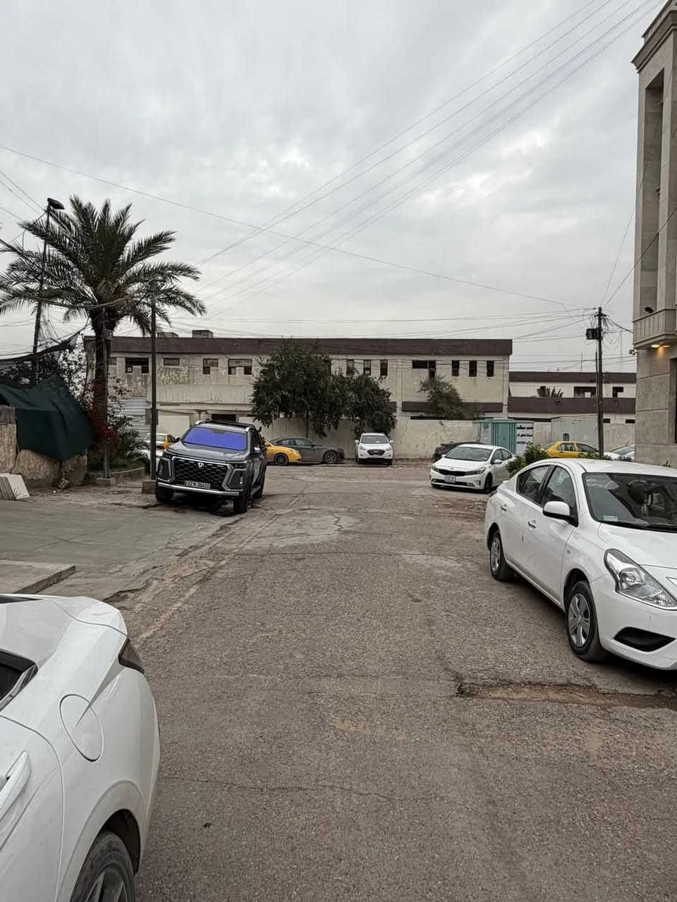 قطعه ارض للبيع 🧿
📍الموقع : شارع فلسطين محله 508 كهرباء خصخصه
🛑 المساحه :   157،50 متر 
🛑 الواجه     :  5 متر 
🛑 النزال      :  31،50 متر 
📝 موقع ممتاز 
 ⛰️مكتب الجبل للعقار ⛰️
للاستفسار الاتصال على الارقام التاليه او زياره موقع المكتب الكائن في شارع فلسطين قرب فلكه مصرف الرافدين ☎️ *********** ☎️ *********** 
مستعدون  لعرض  عقاراتكم ولتسهيل عليكم البيع بالسرعة الممكنة ويفضل من المالك الشرعي للعقار   حصرا لتكون المصداقية مع المشتري حصرا... مع التقدير
