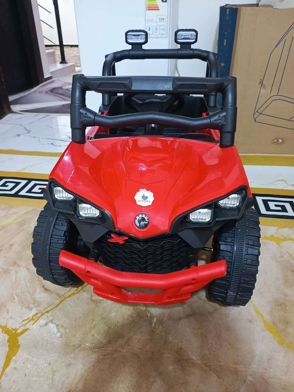 سياره شحن البيع من عمر سنه اله خمسه سنوات تحكم عن بعد سعرها 105وبيها مجال العنوان البصره شط العرب جزيره يوبه حي رايه
الهاتف ***********
 الهاتف ***********
